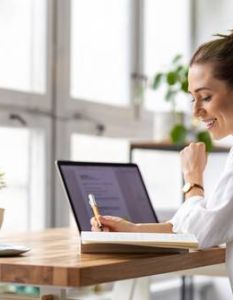 Nebenjob Home Office (Foto: AdobeStock - pikselstock)