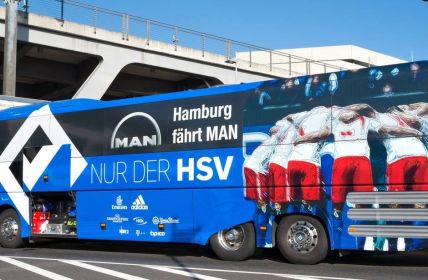 Hanse Merkur übernimmt Beteiligung an HSV Fußball AG (Foto: AdobeStock - Björn Wylezich 293219199)